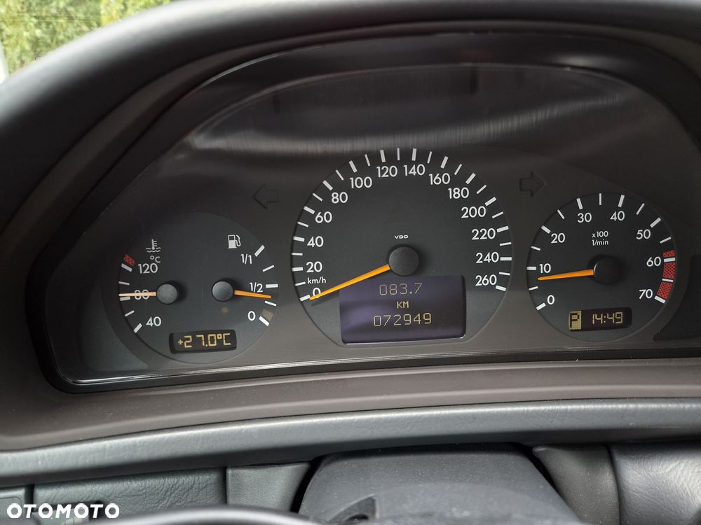 Mercedes-Benz CLK - 22
