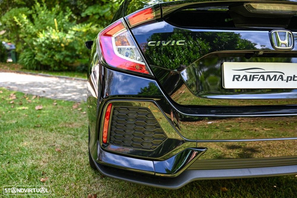 Honda Civic 1.0 i-VTEC Executive - 18