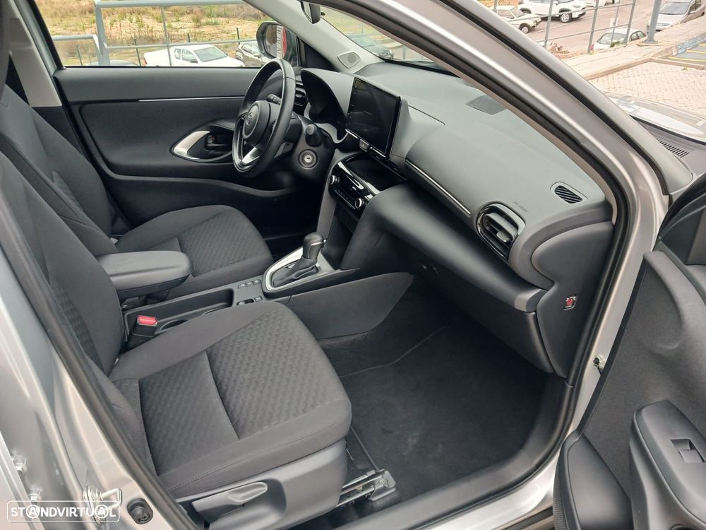Toyota Yaris Cross 1.5 HDF Comfort Plus - 21