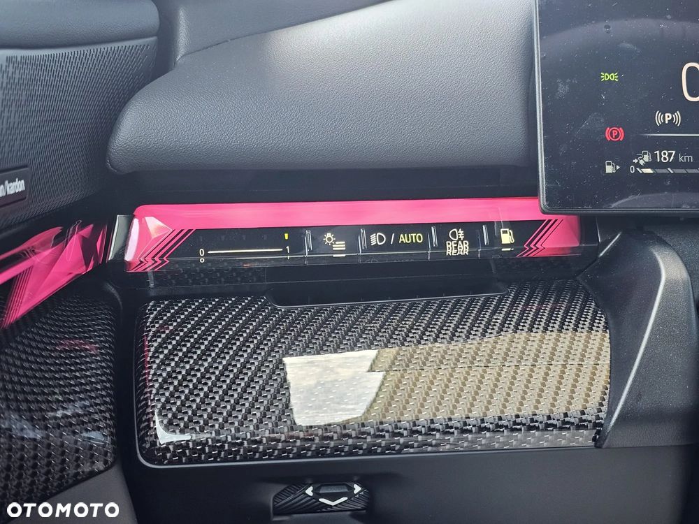 BMW Seria 5 530e PHEV - 23