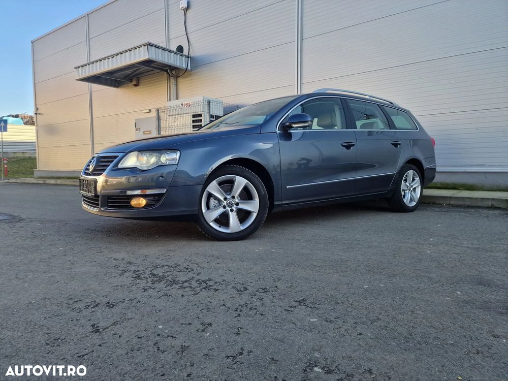 Volkswagen Passat 2.0 TDI DPF Highline - 23