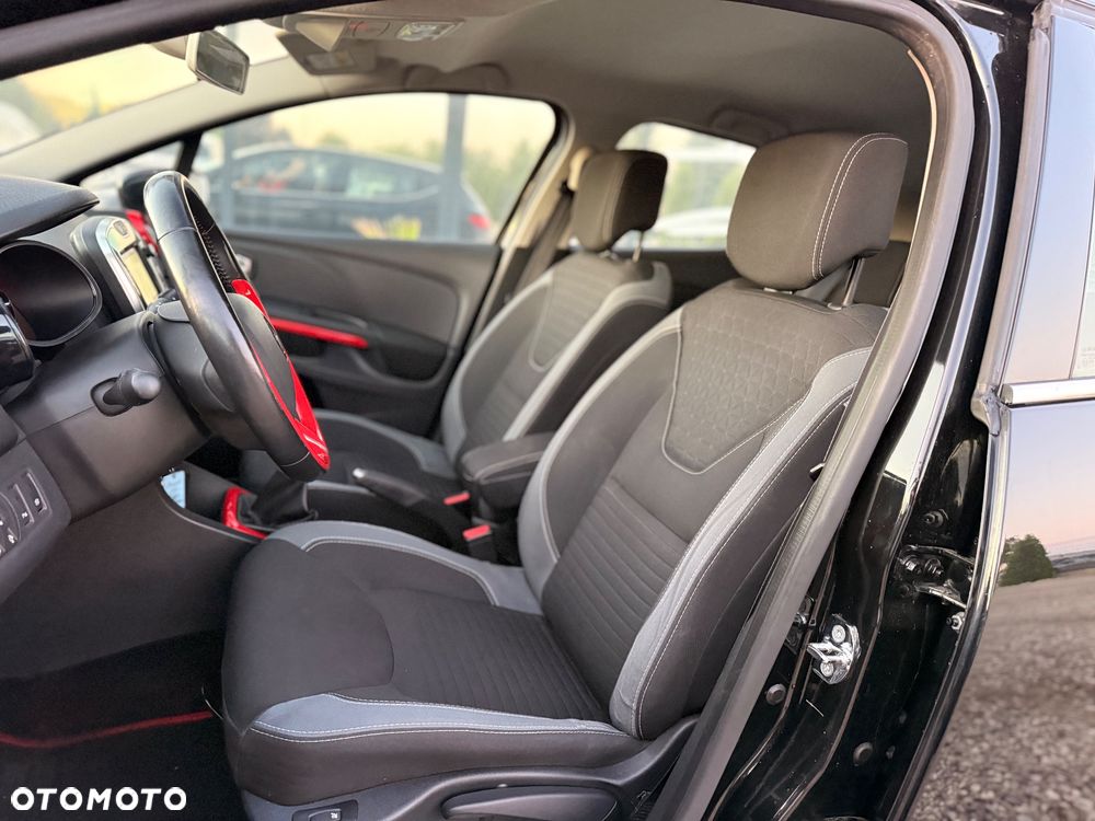 Renault Clio - 21