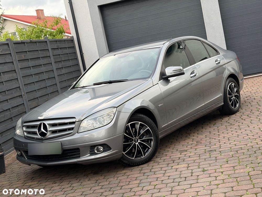 Mercedes-Benz Klasa C 180 Kompressor BlueEFFICIENCY Elegance - 1