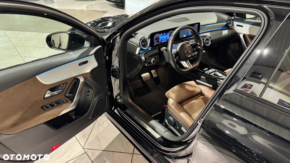 Mercedes-Benz Klasa A 200 AMG Line 7G-DCT - 11