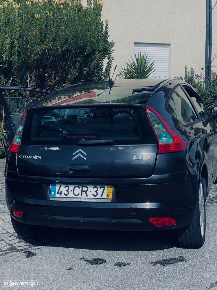 Citroën C4 1.6 HDi 110 VTR Pack - 11