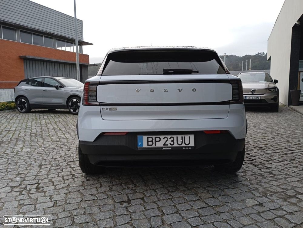 Volvo EX30 51 kWh Single Motor Plus - 9