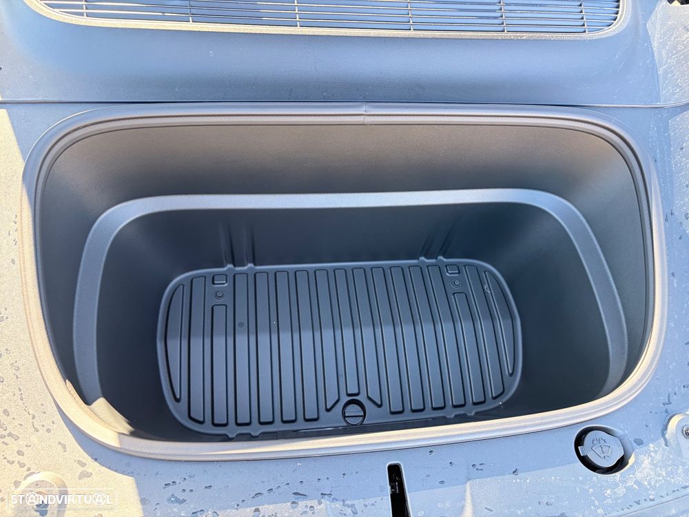 Tesla Model Y Long Range Tração Integral - 28