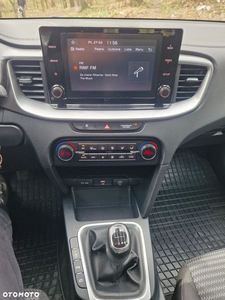 Kia Ceed 1.5 T-GDI M - 28