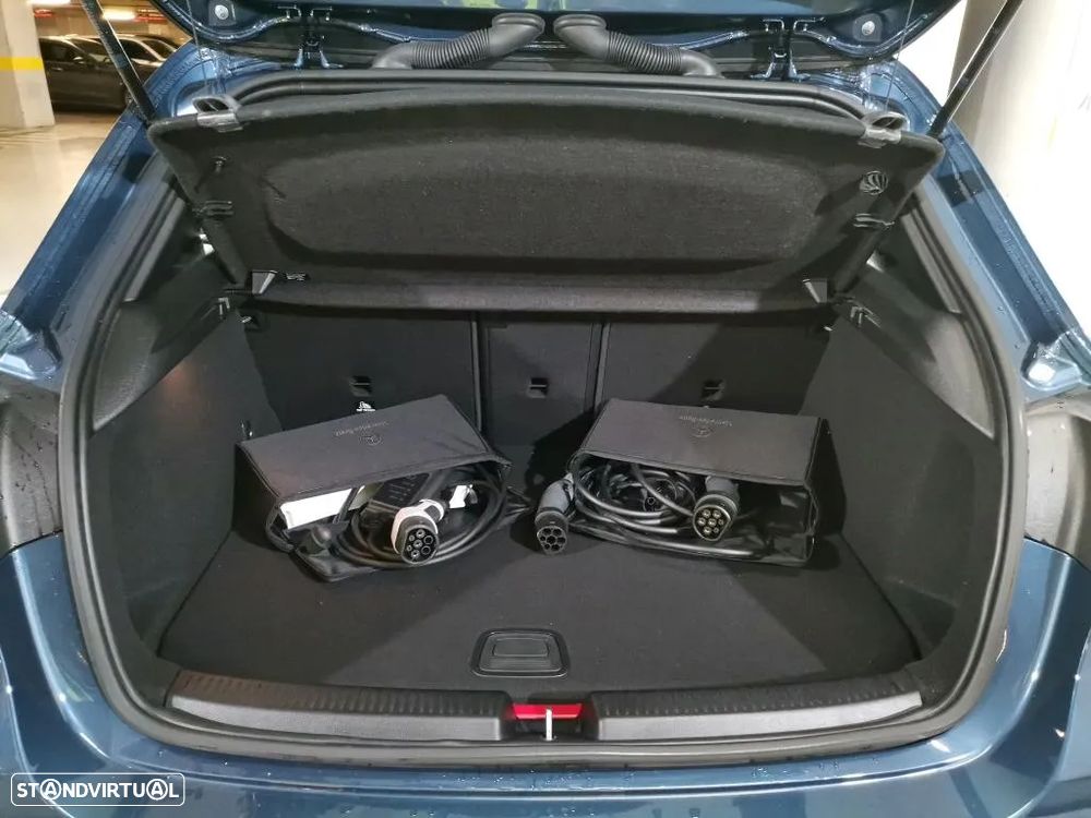 Mercedes-Benz A 250 e Style Plus - 12