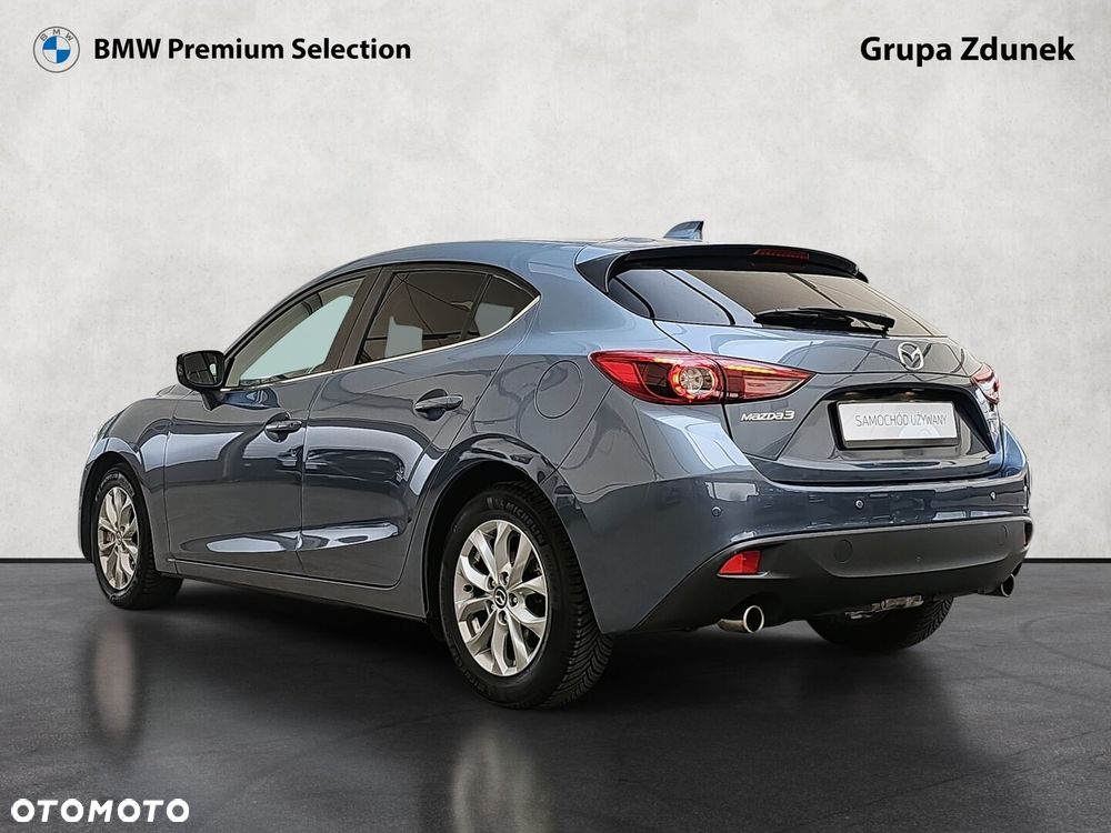 Mazda 3 - 8
