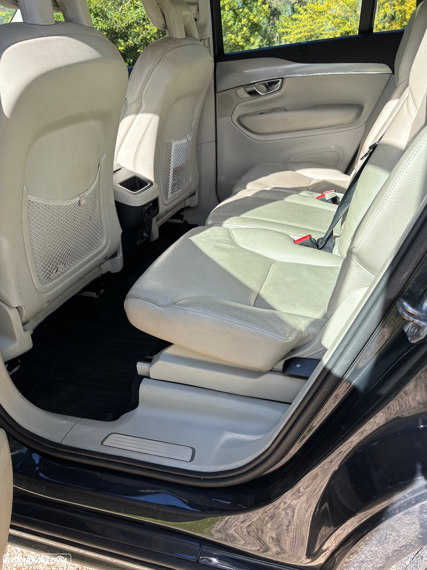 Volvo XC 90 2.0 D4 Momentum - 18