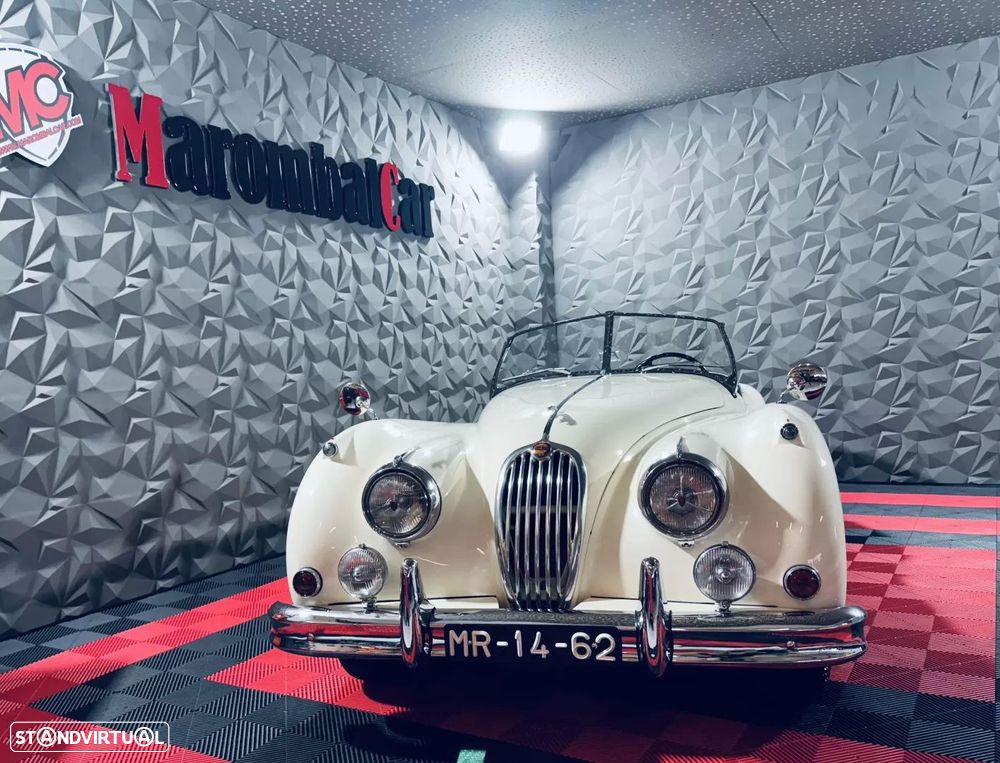 Jaguar XK140 - 7