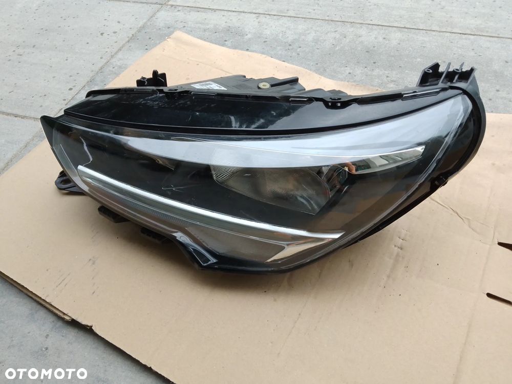 OPEL CORSA F Lampa Lewa Zwykła 39162648