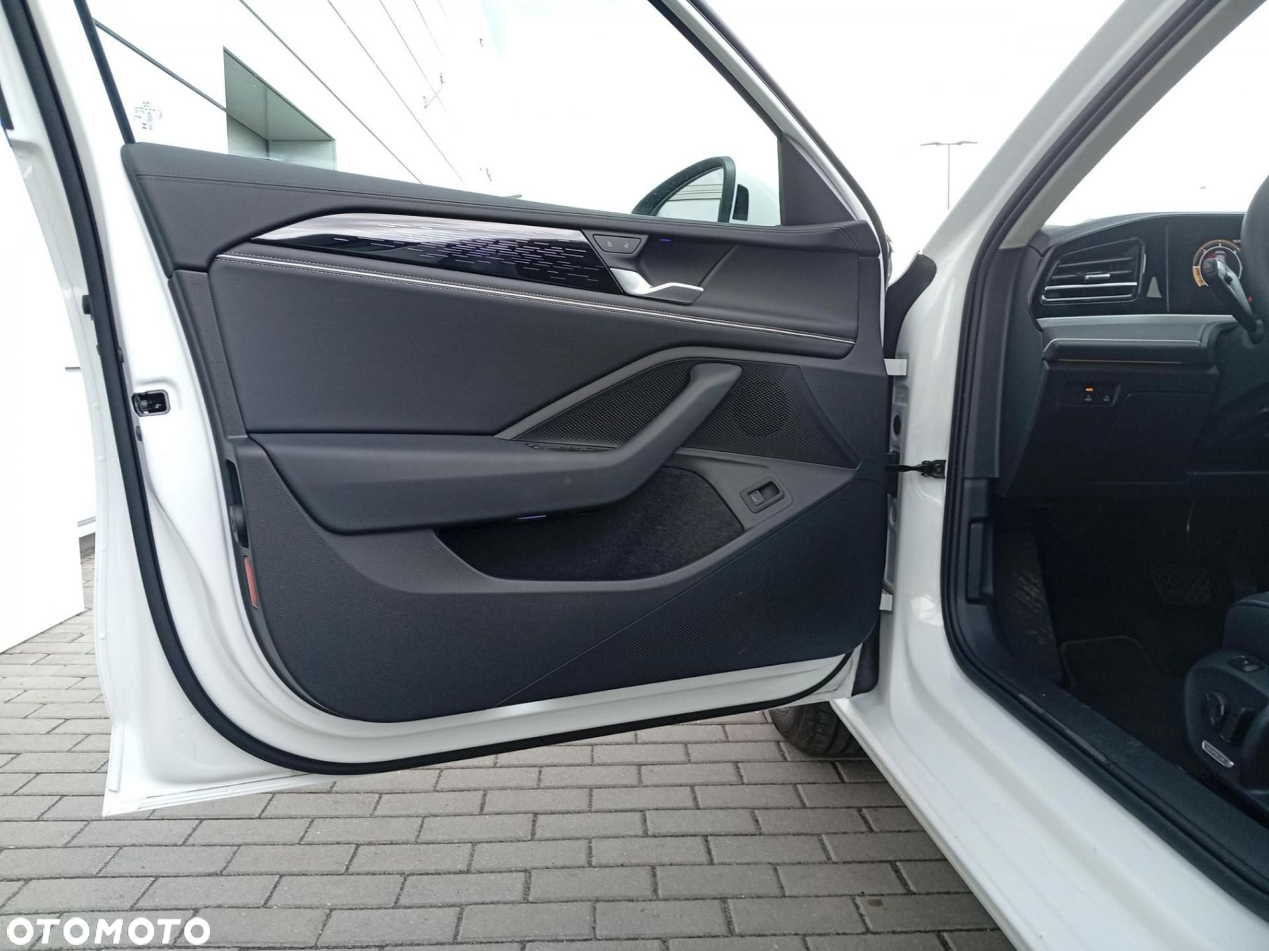 Volkswagen Passat - 6