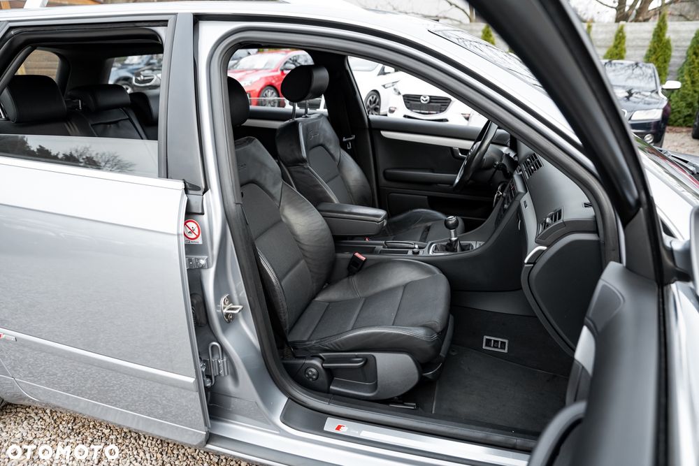 Audi A4 Avant 1.8 T quattro - 23