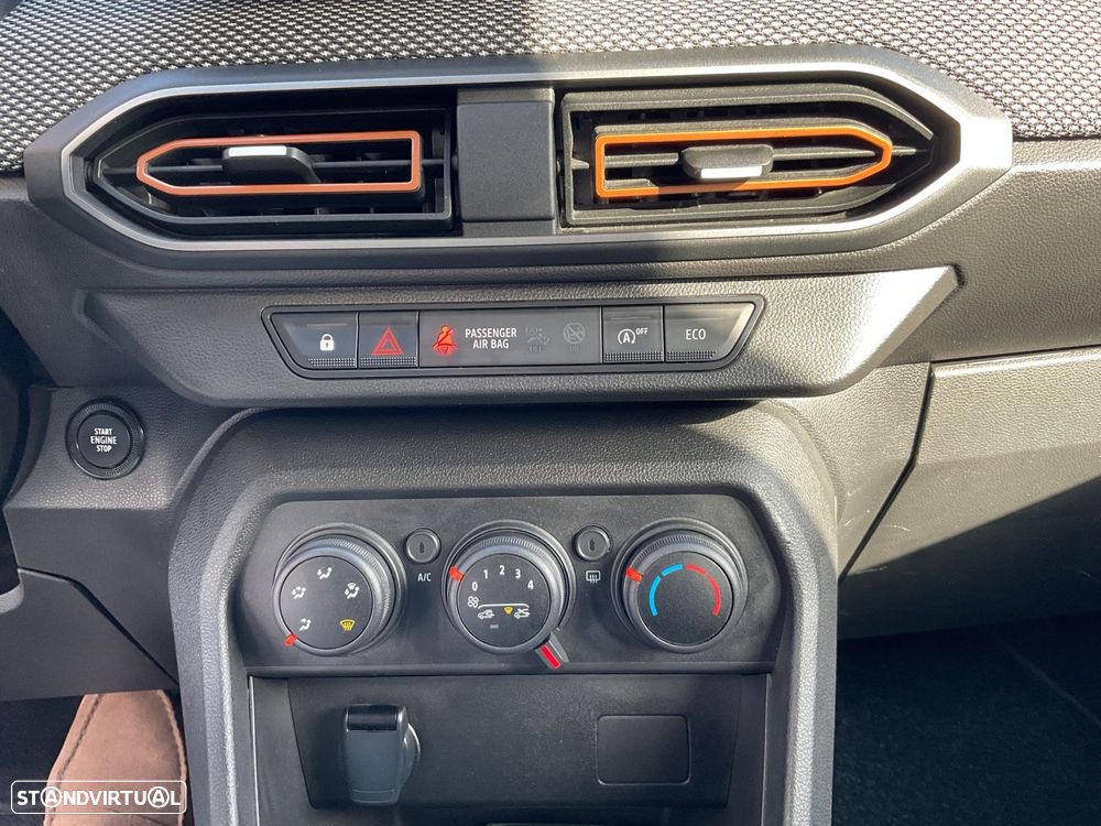 Dacia Sandero 1.0 ECO-G Expression Bi-Fuel - 28