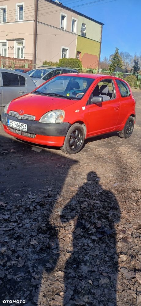 Toyota Yaris - 1