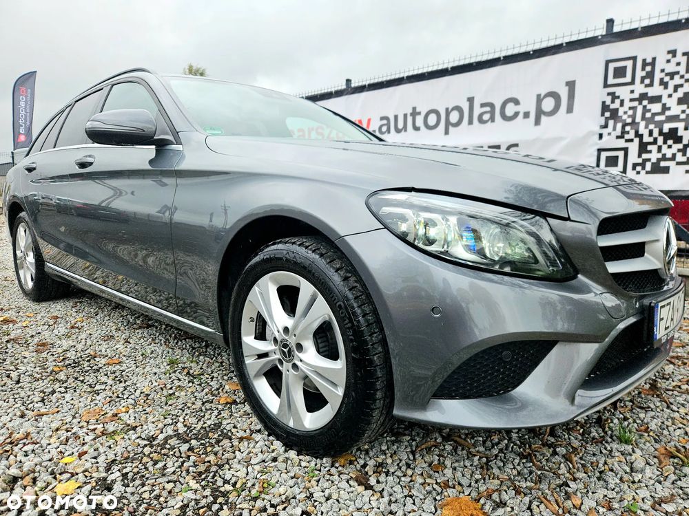 Mercedes-Benz Klasa C 220 d 4Matic T 9G-TRONIC - 16
