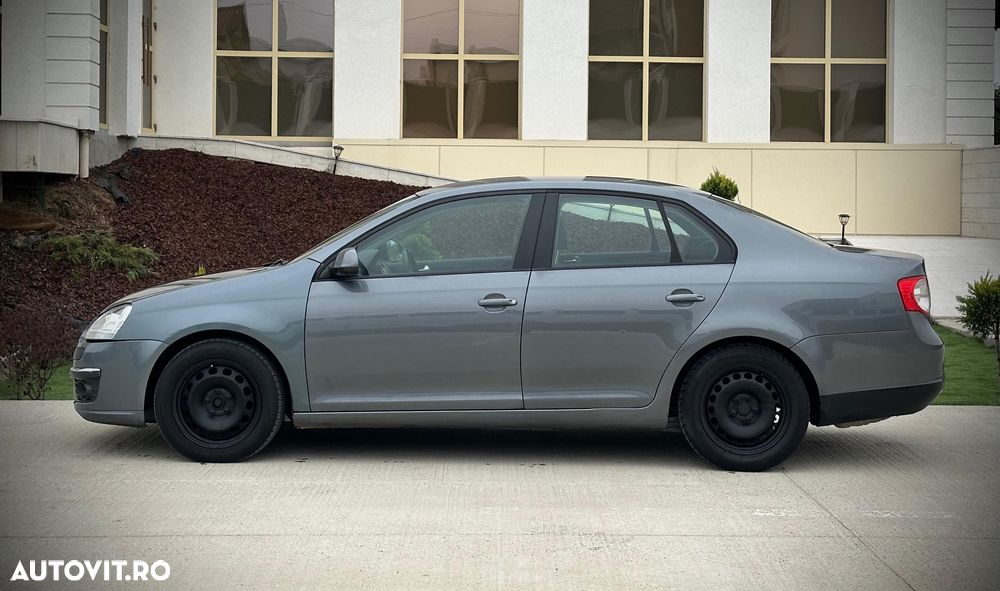 Volkswagen Jetta 1.9 TDI Comfortline - 5