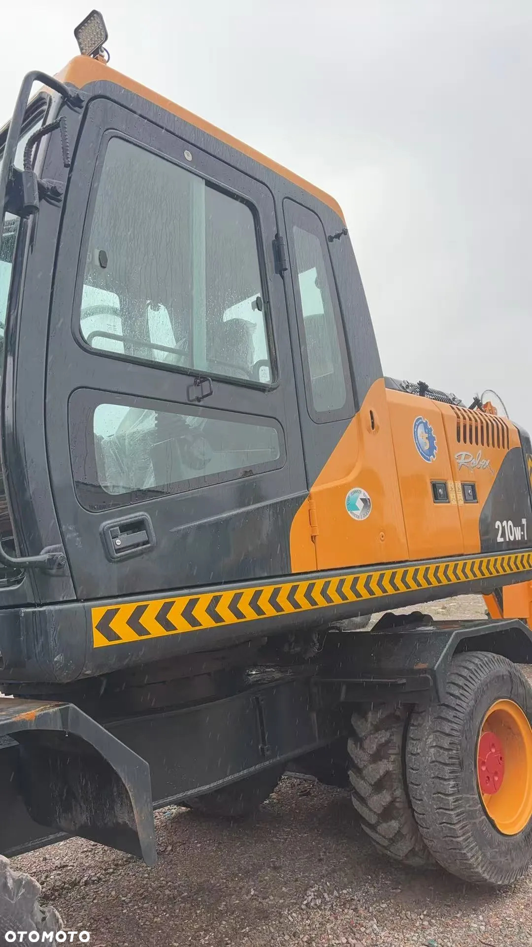 Hyundai R210W‑7 /Jak NOWA! /SUPER STAN / GPS W CENIE /Tylko 1,8T.MH. / DODATKOWE ŁYŻKI / CUMMINS / TRANSPORT W CENIE - 38
