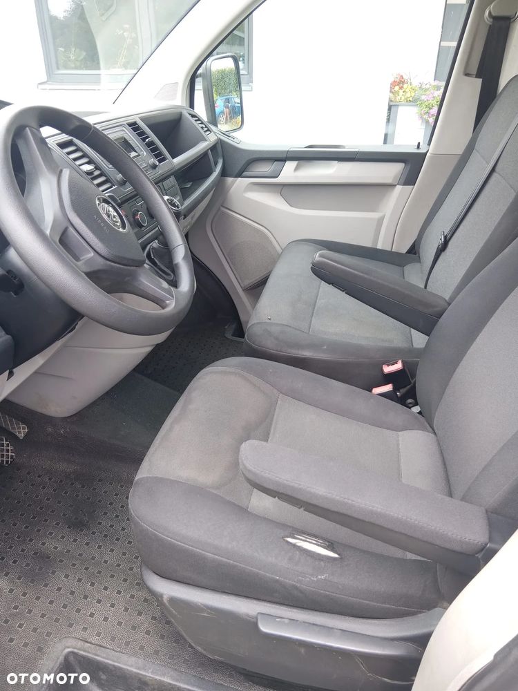 Volkswagen Transporter - 7
