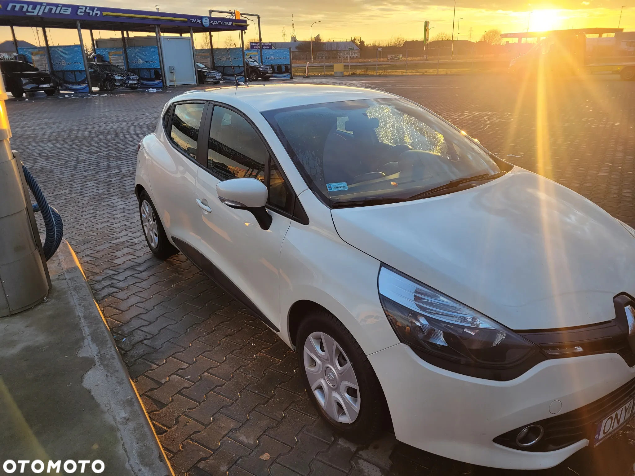 Renault Clio - 11