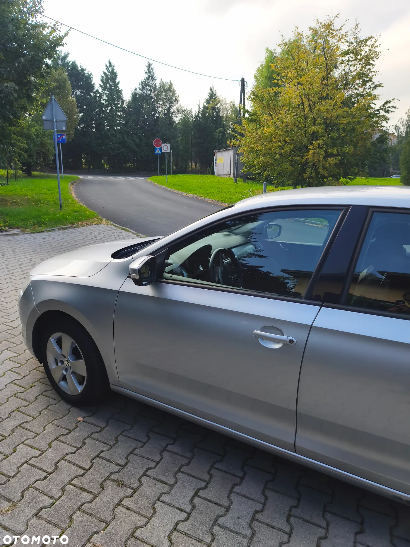 Skoda RAPID Spb 1.6 TDI DPF Ambition - 9