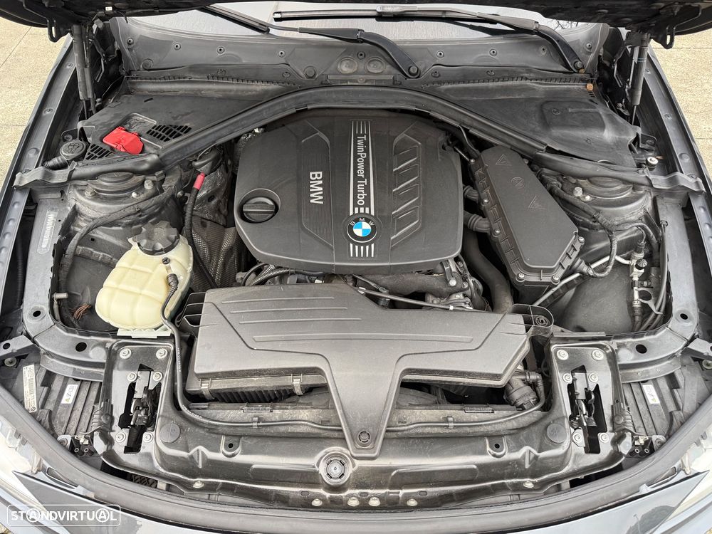 BMW 320 d Auto Pack M - 27