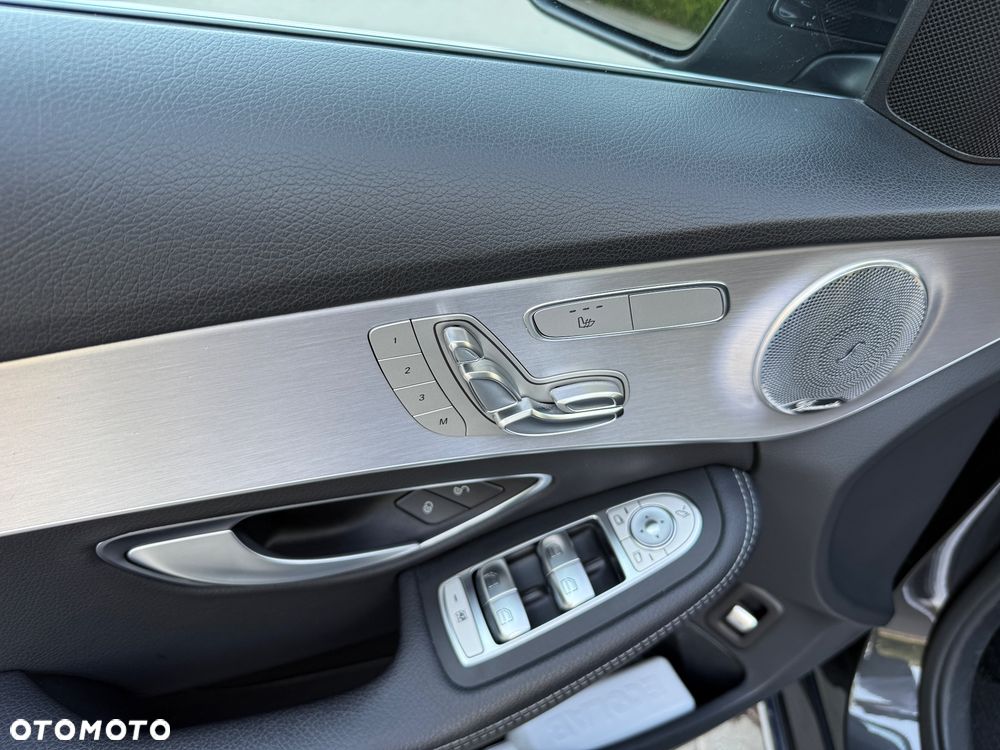 Mercedes-Benz Klasa C 220 d 4MATIC 9G-TRONIC - 16