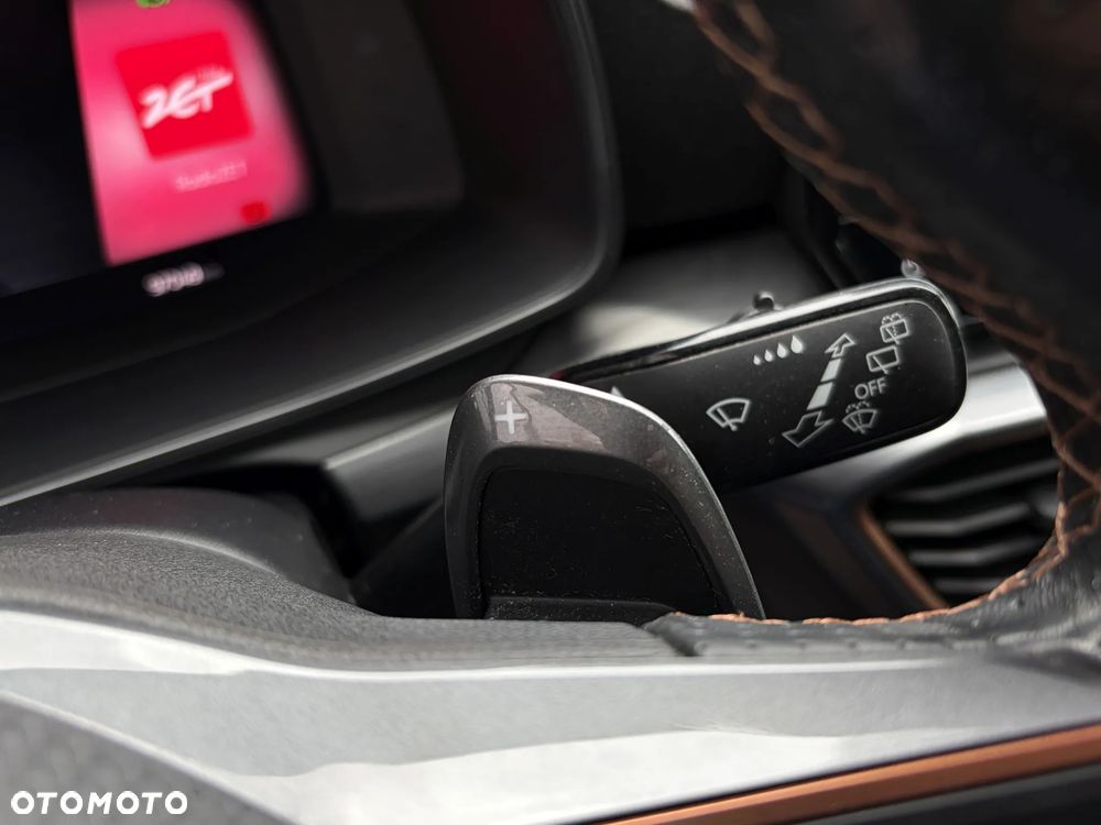 Cupra Formentor 1.5 TSI DSG - 24