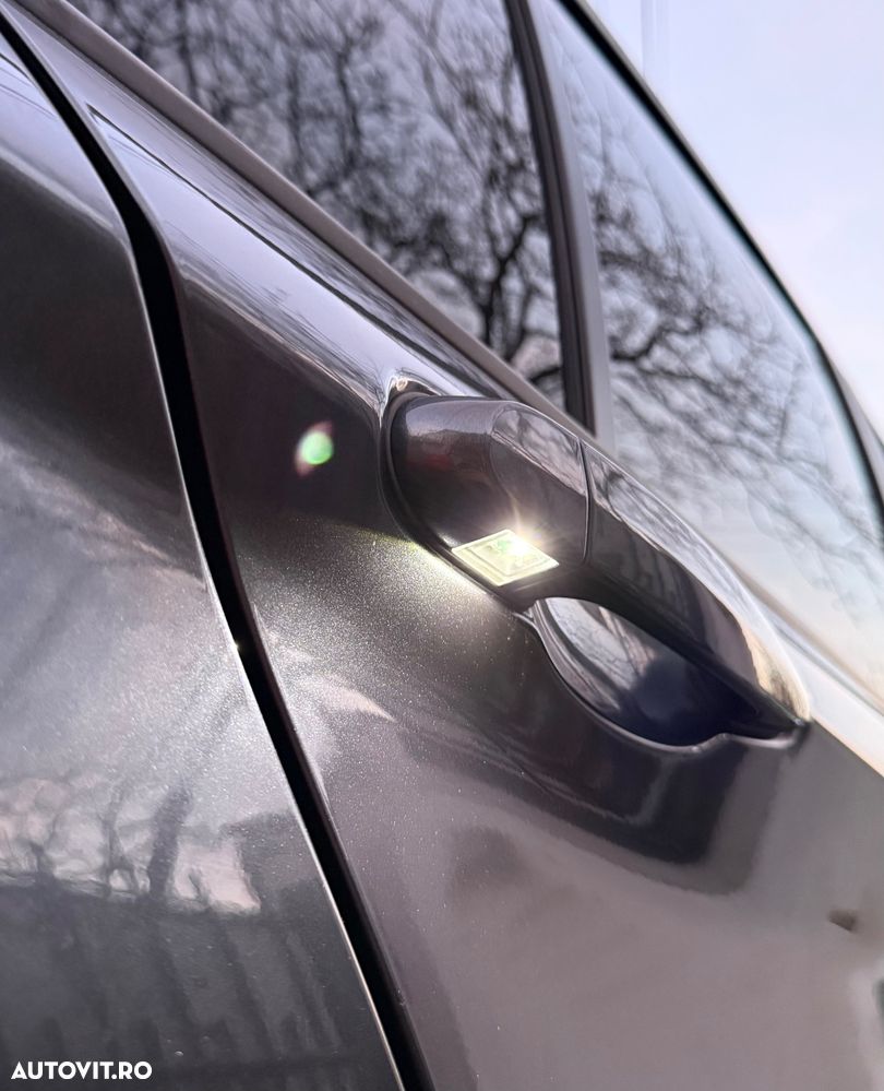 BMW Seria 1 118d Sport Line - 17