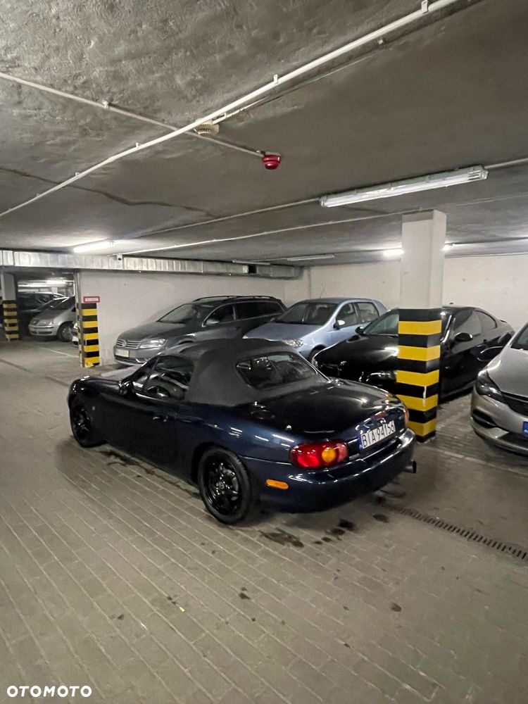 Mazda MX-5 1.6i 16V - 22