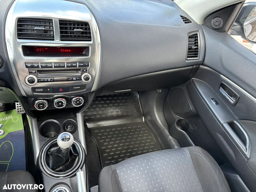Mitsubishi ASX - 20