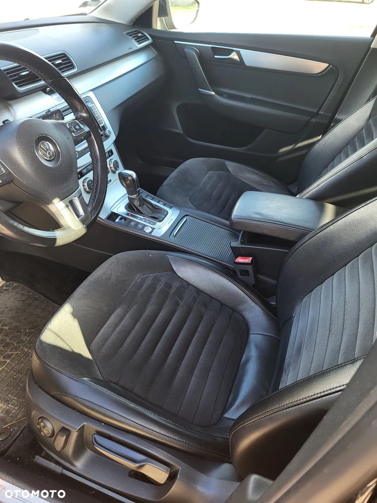Volkswagen Passat 2.0 TDI 4Mot Highline DSG - 8