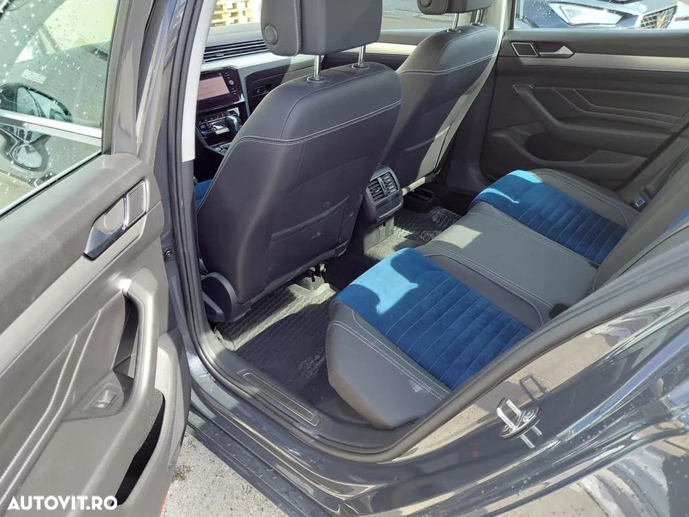 Volkswagen Passat 2.0 TDI DSG Highline - 13
