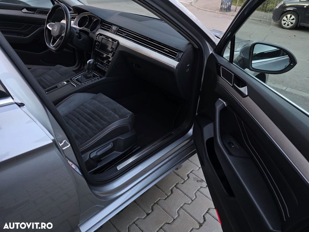 Volkswagen Passat 2.0 TDI DSG Highline - 12