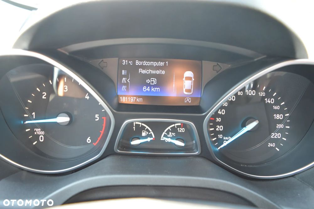 Ford Kuga 2.0 TDCi 4x4 Titanium - 23
