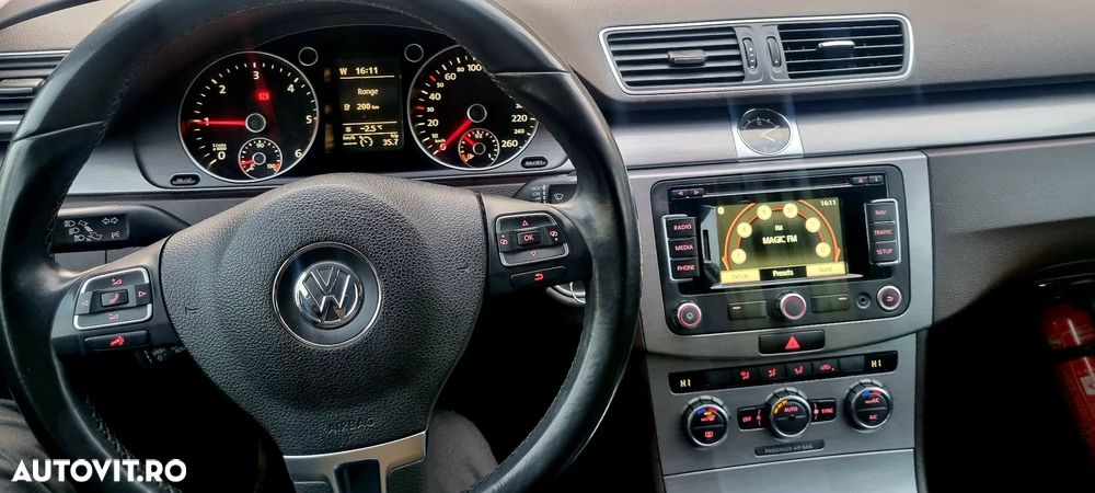 Volkswagen Passat 1.6 TDI BlueMotion - 5