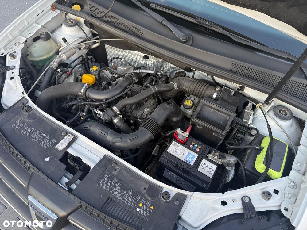 Dacia Logan TCe 90 Prestige - 25