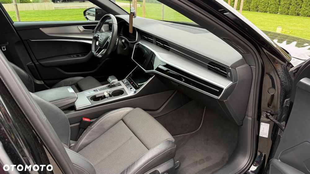 Audi A6 Avant 40 TDI quattro S tronic S line - 31