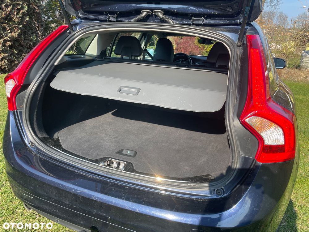 Volvo V60 D3 Drive-E Dynamic Edition (Momentum) - 20