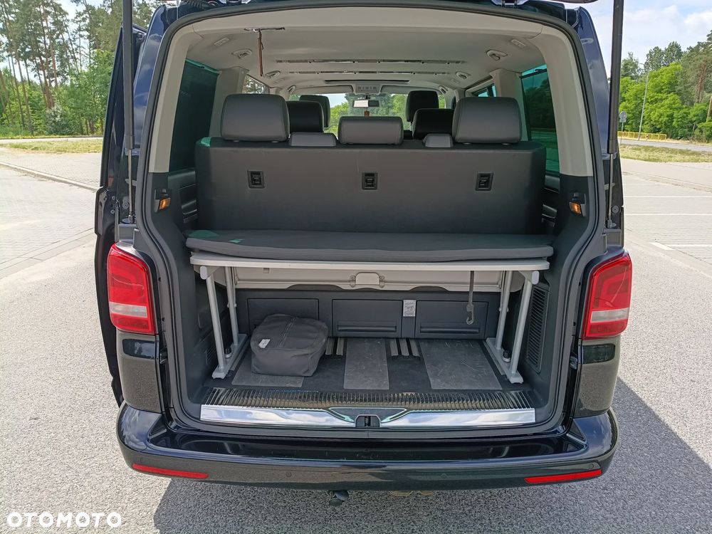 Volkswagen Multivan - 16