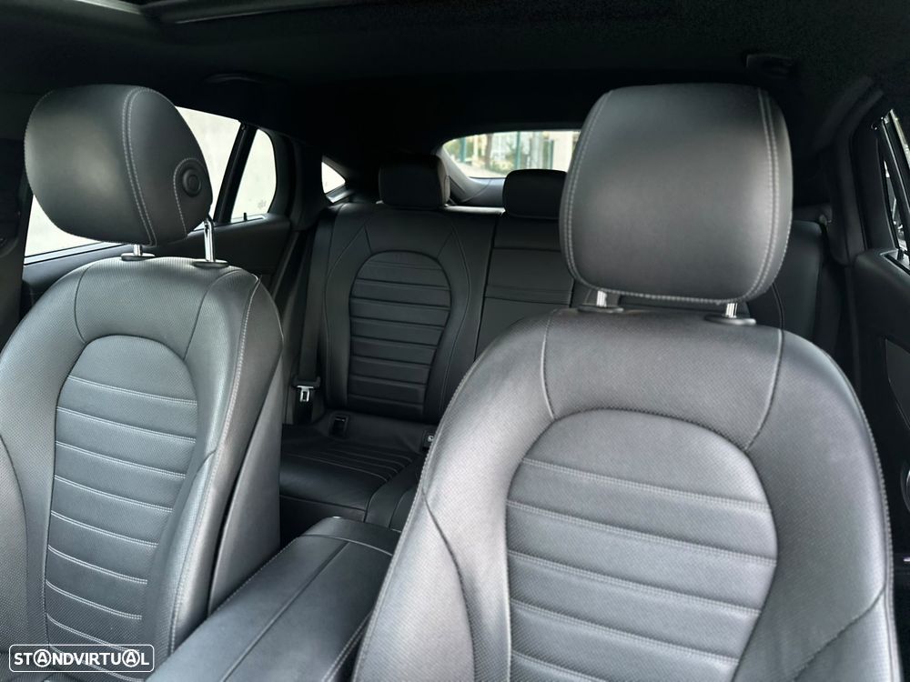 Mercedes-Benz GLC 300 de 4Matic 9G-TRONIC AMG Line Plus - 44