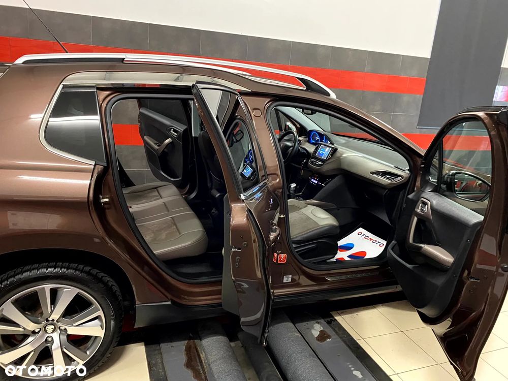 Peugeot 2008 120 VTI Allure - 21