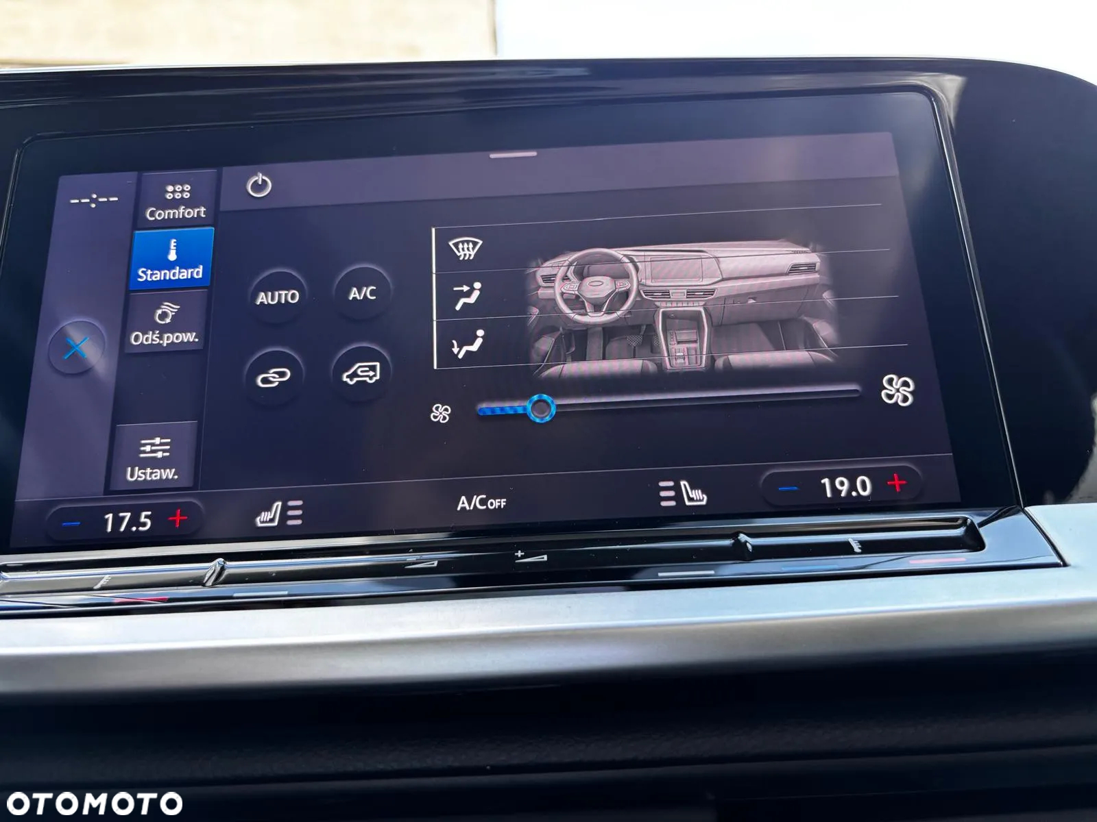 Ford Tourneo Connect Grand 2.0 EcoBlue Active - 30