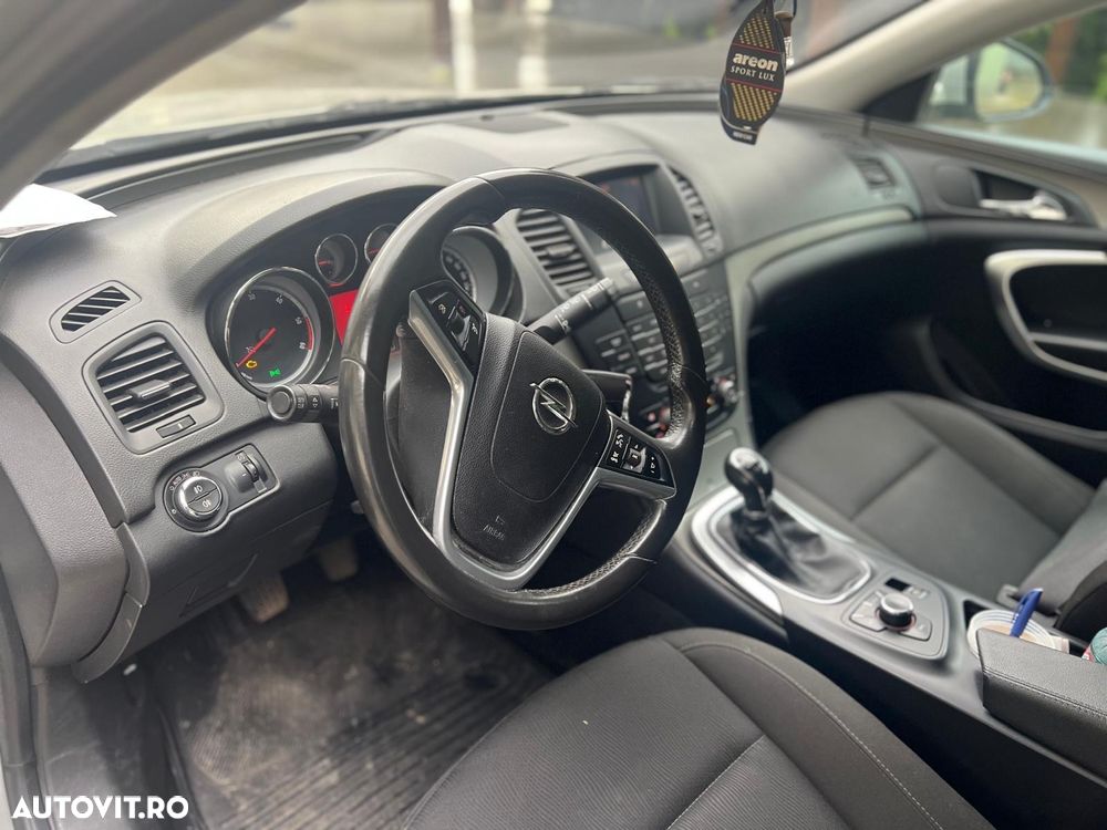 Opel Insignia 2.0 CDTI - 7
