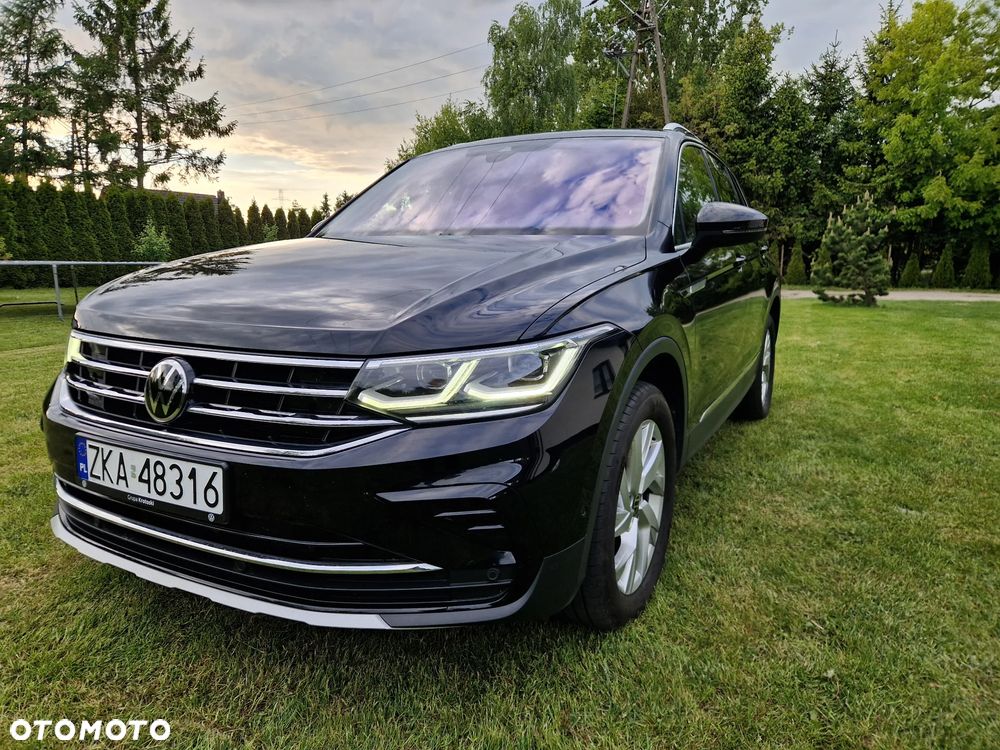 Volkswagen Tiguan 2.0 TDI SCR 4Mot Elegance DSG - 31