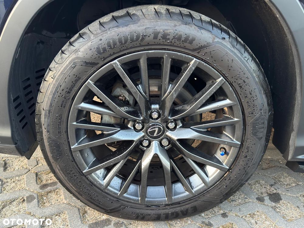 Lexus RX - 13