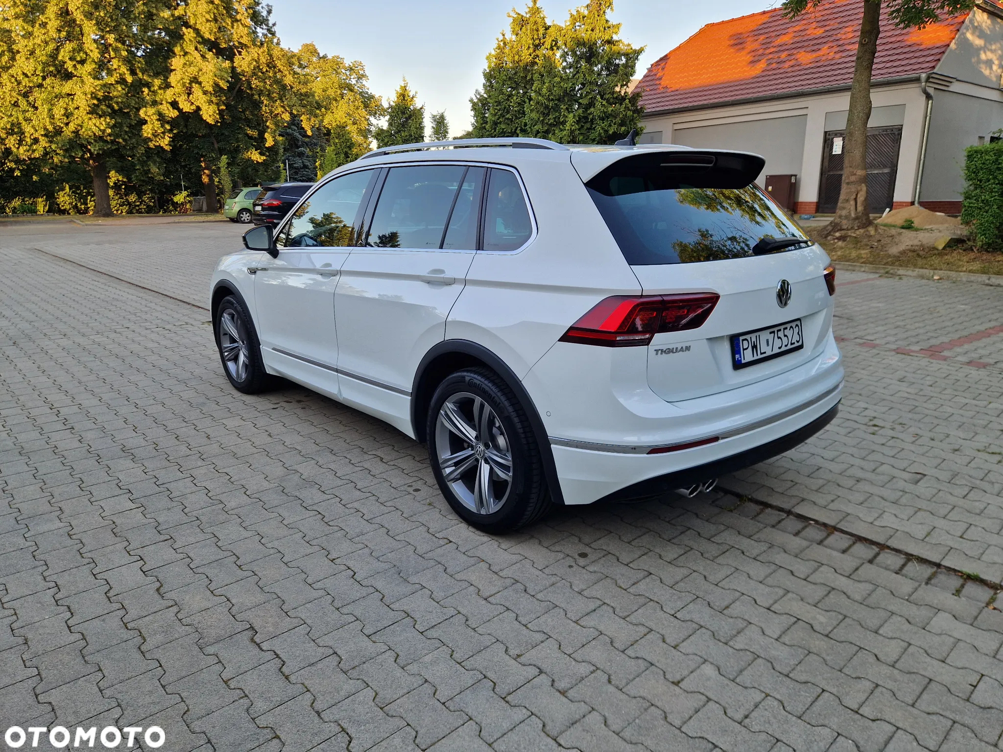 Volkswagen Tiguan 2.0 TDI SCR DSG R-Line - 2