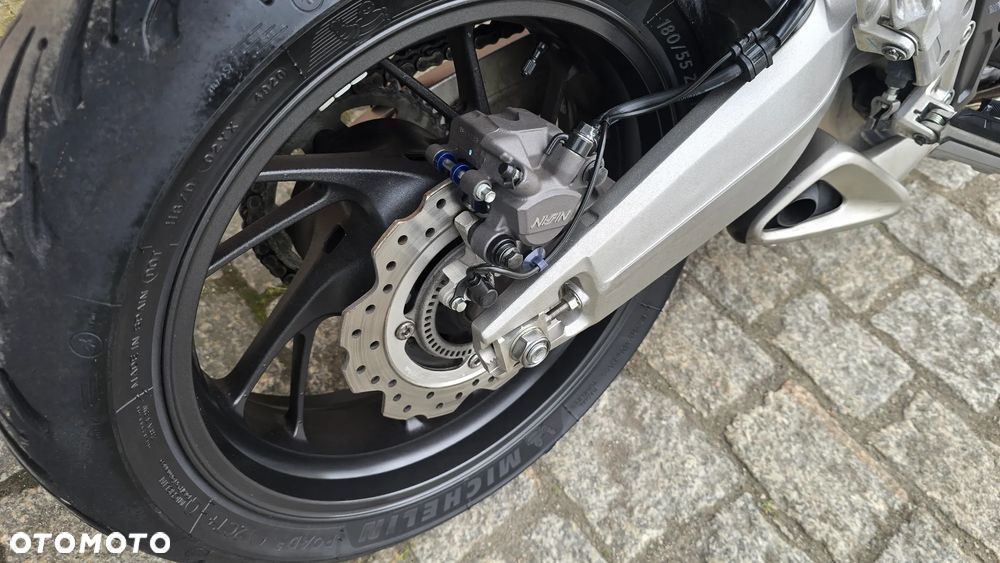 Honda CB - 21